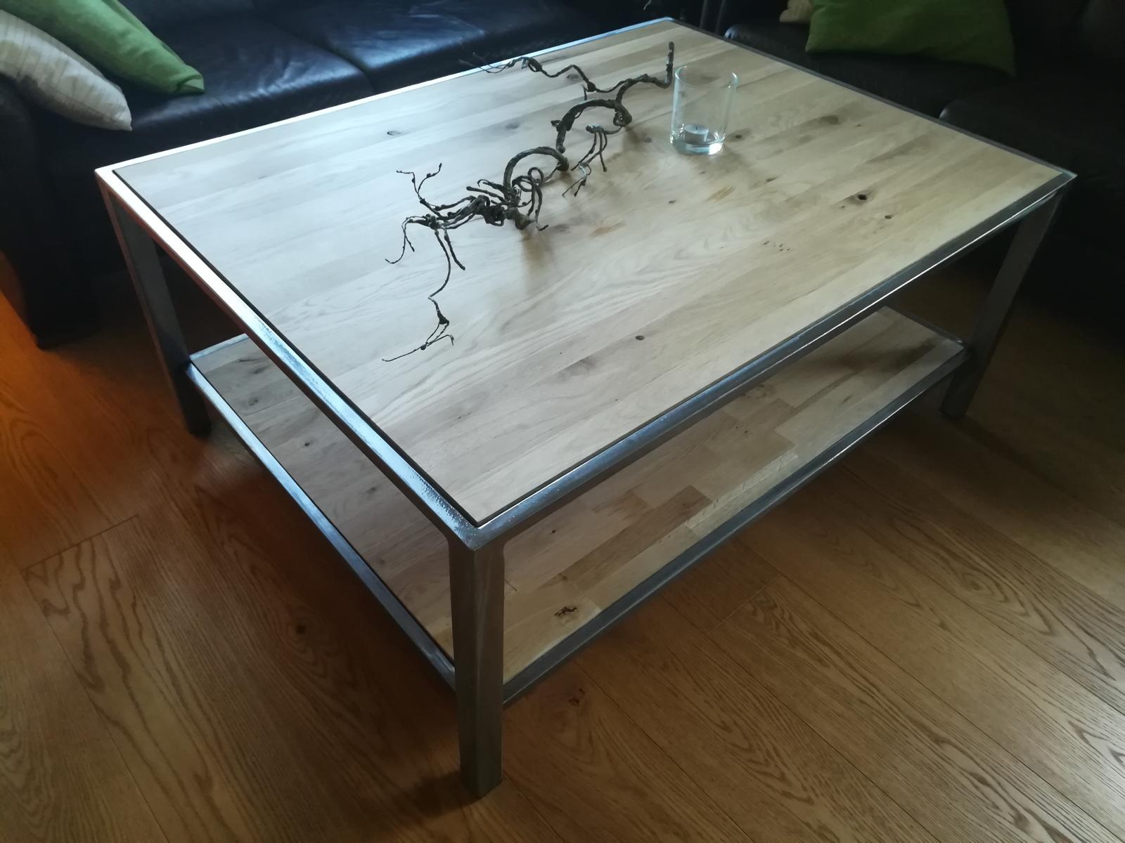 Couchtisch 4